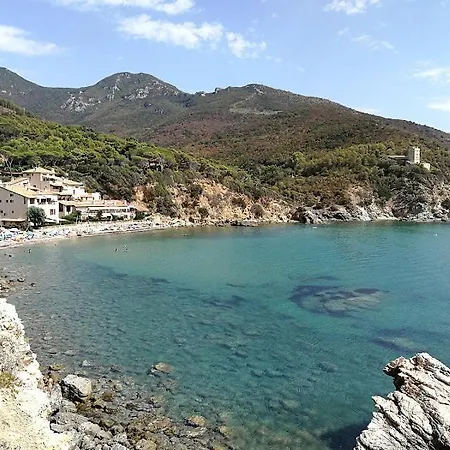 Localita Le Cannelle Apartment